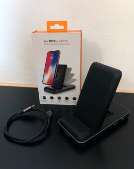 HyperDrive bezdrátová nabíječka a USB-C Hub - 5