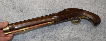 Křesadlová pistole na střelbu černým prachem - 5