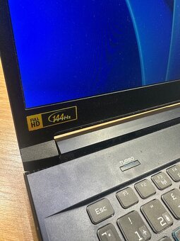 Acer Predator Helios 300 – i7 – NA OPRAVU / NA DÍLY - 5