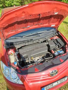 Toyota auris, 1.33 vvt-i, 73 kW, rok 2010, 75000 km - 5