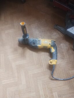 Bourací kladivo dewalt - 5