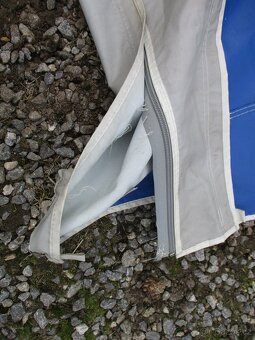 karavanové účko č. 020525 - 5