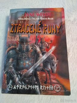 Knihy - VÁLEČNÉ A ZTRACENÉ RUNY 1,2 díl, J. Welch - 5