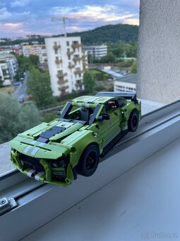 Lego ford mustang - 5
