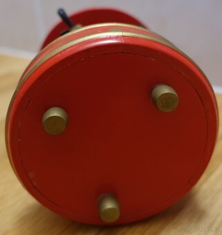 Dřevěný RETRO KOLOTOČ SE ZVUKOVÝM STROJKEM - 5