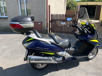 HONDA SILVER WING FJS 600 - 5