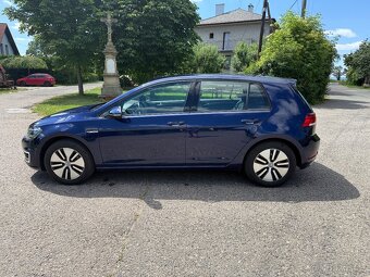 E golf 100 kw 36 kW baterie najeto 73500 km - 5