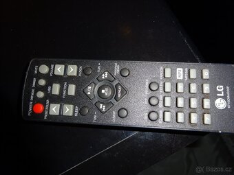 mini věž LG FA162 tuner,CD,USB - 5