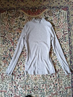 Dámské oblečení, trička, halenky velikost S - 5