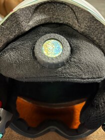 Dětská lyžařská helma s integrovaným štítem, vel.S - 5