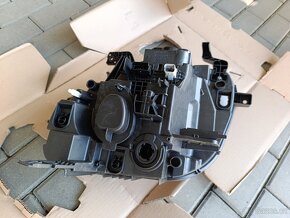 Pravý predný svetlomet Smart Forfour - 5