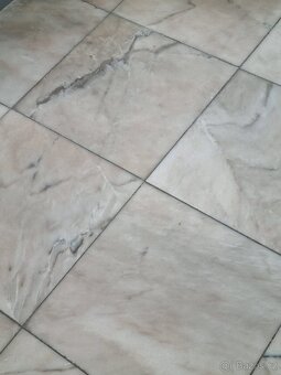 100 m2 mramorových dlaždic - 5