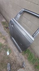 pravé zadní dveře audi Q7 4M - 5
