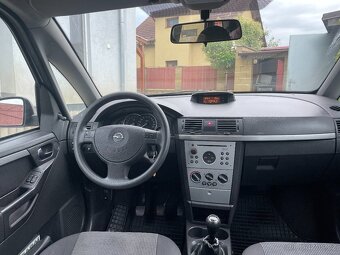 Opel Meriva 1.8 16V(92 KW), naj. 65 000 km, ČR - 5