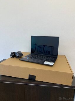 Notebook ASUS Zenbook 14 - OLED/AMD R7/16GB/1TB/WIN 11 - 5