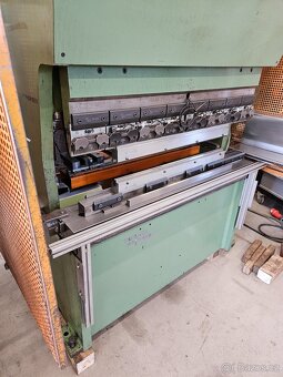 Ohraňovací lis Weinbrenner EGP 80/1200 - 5