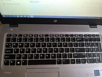Hp Zbook 15 g4 i76500u 8Gb , 256ssd win 10 pro - 5