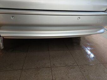 BMW E39 combi -zadni nárazník originál Titan Silber - 5