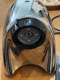 Odšťavňovač Juicer Sana Omega EUJ-707C - 5