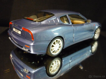 Maserati 3200 GT Coupe Bburago 1/18 - 5