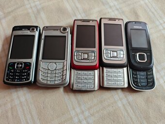 Mobilní telefony NOKIA - funkční za Kč 200,- za kus - 5