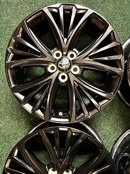 5x100 R17 Toyota Yaris NG Originál alu disky - TOP STAV - 5