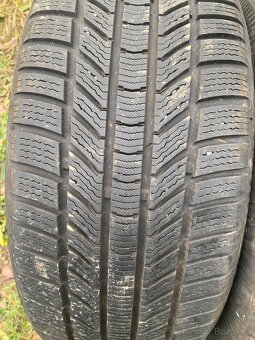 Zimní pneu 235/45/R18 Continentál 2ks - 5