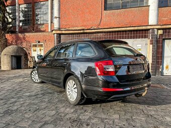 Škoda Octavia Combi 1.6 TDI 110k Active - 5