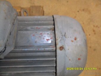 Elektromotor s převodovkou - 5