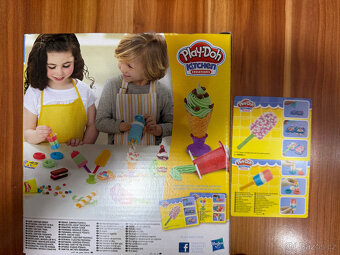 Play-Doh Kitchen Creations, výroba zmrzliny - 5