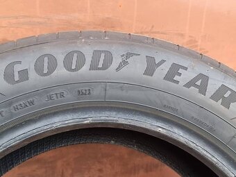 Letní Goodyear 205/60/16 - 5