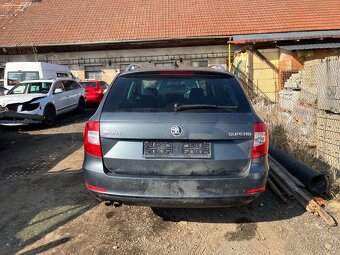 ŠKODA SUPERB II COMBI 2.0TDI 103KW DSG-2014 ELEGANCE - 5