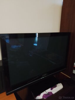 LCD televize Panasonic 3x - 5