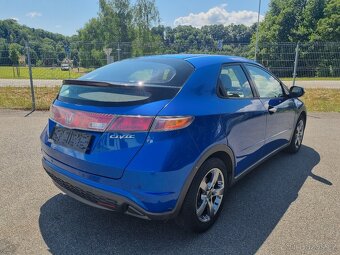 Honda Civic 1.4 - 5