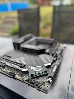 ASUS ROG STRIX Z890-E GAMING WIFI, Záruka - 5