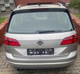 VW Golf Sportsvan - 5