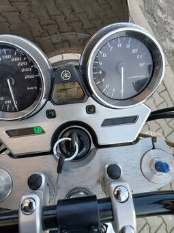 Yamaha XJR 1300 - 5