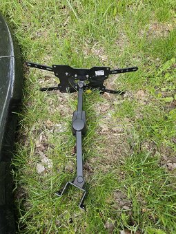 Krásný designový držák tv - 5