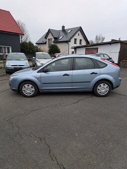 Ford Focus 1.4 benzín 59kW - 5