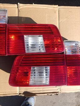 BMW E39 touring (zadní světla) - 5