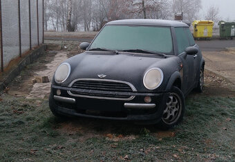 MINI Cooper S R50 / R53 - Náhradní díly z rozebíraného vozu - 5