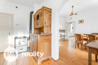 Samostatný rodinný dům, 9+2, pozemek 1352 m2, vodní nádrž Se - 5
