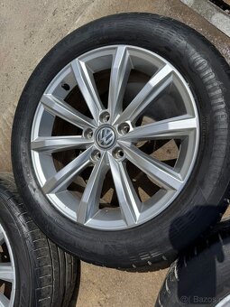 Sada Alu kol 5x112 R17 VW London 3G0601025D, pneu 215/55/17 - 5