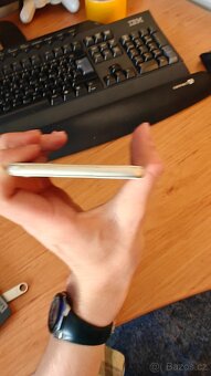 iPhone 6 Plus (asi na ND, pořád chce iTunes) - 5
