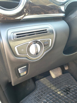 Mercedes-Benz V 250 - 5