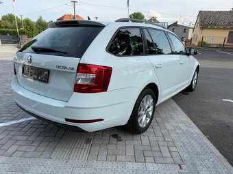 Octavia3 kombi facelift 1.2tsi 4válec 4/2017 - 5