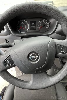 K zapůjčení dodávka Opel Movano L4H2 - 5