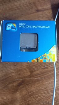 Chladič procesoru + procesor - 5