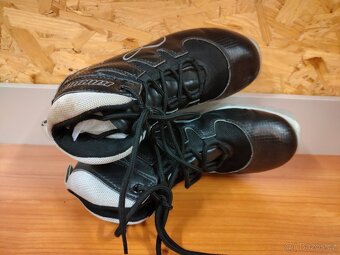 Boty na běžky TOURING na NNN vel. 38 stélka 24,5cm - 5
