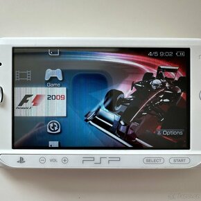 2 hry pro PSP Playstation Portable - 5